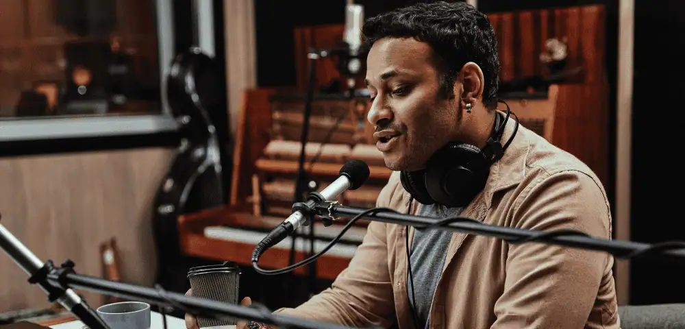 Role Of Voiceover In Animation: Bring Your Animation To Life 8 Better-Storytelling-And-Narration